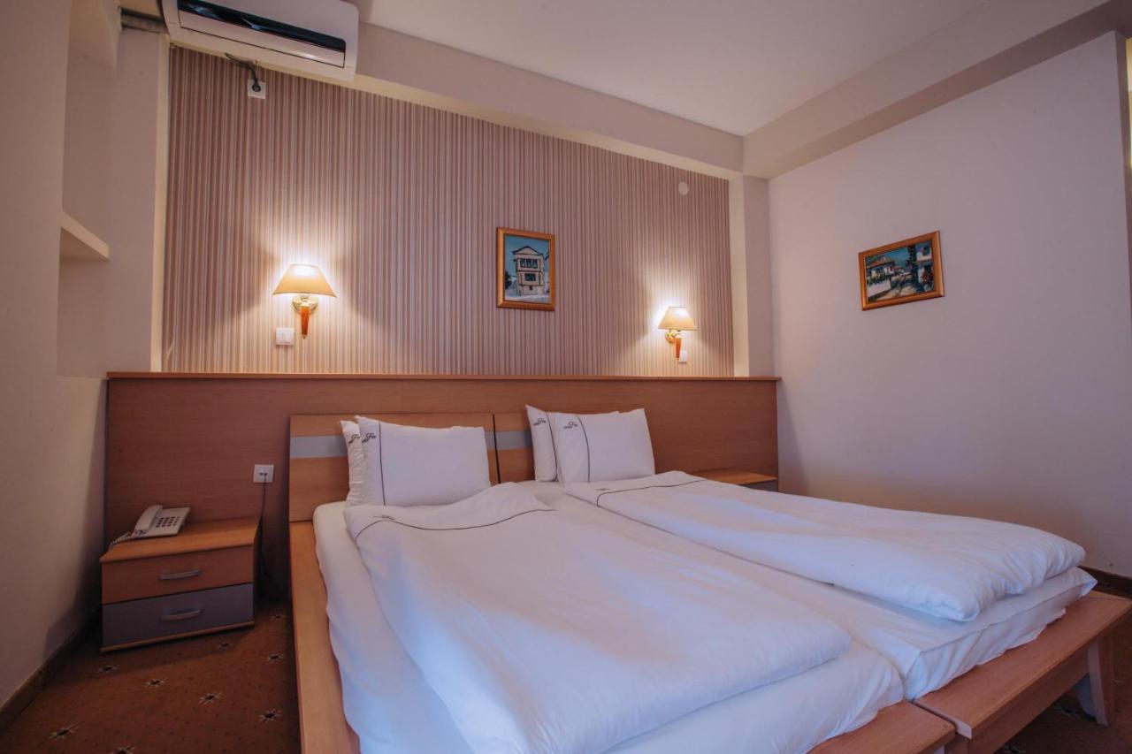Hotel Filip أوهغيد المظهر الخارجي الصورة