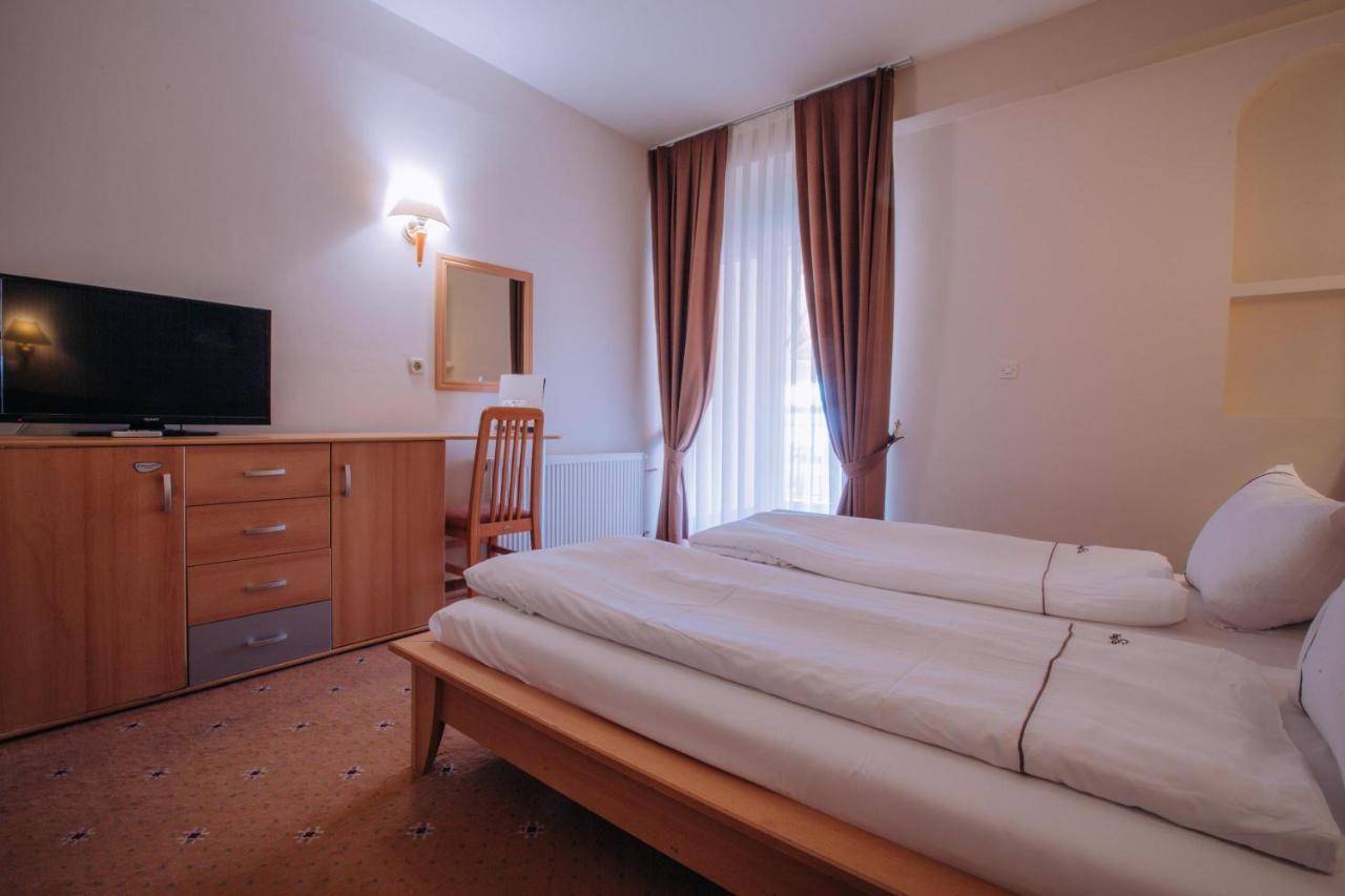 Hotel Filip أوهغيد المظهر الخارجي الصورة