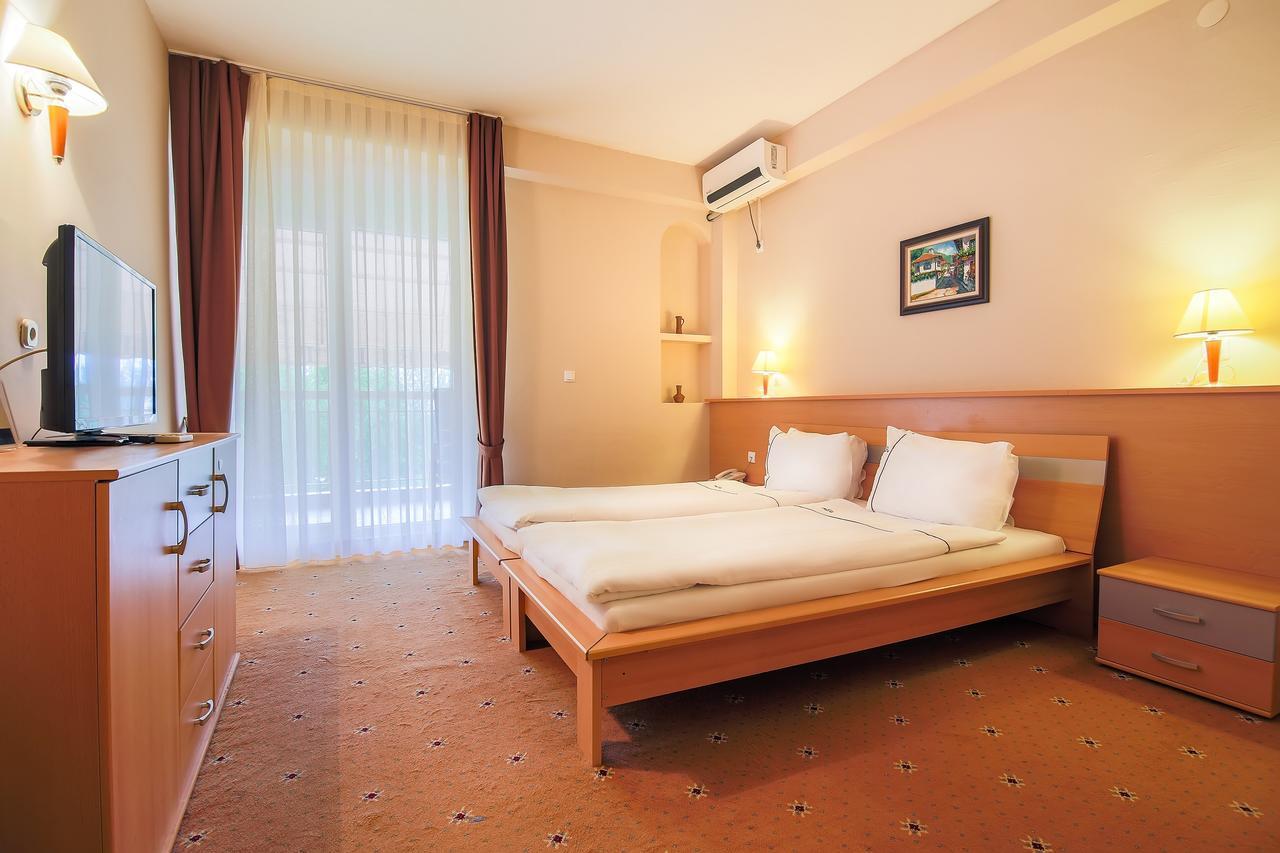Hotel Filip أوهغيد المظهر الخارجي الصورة